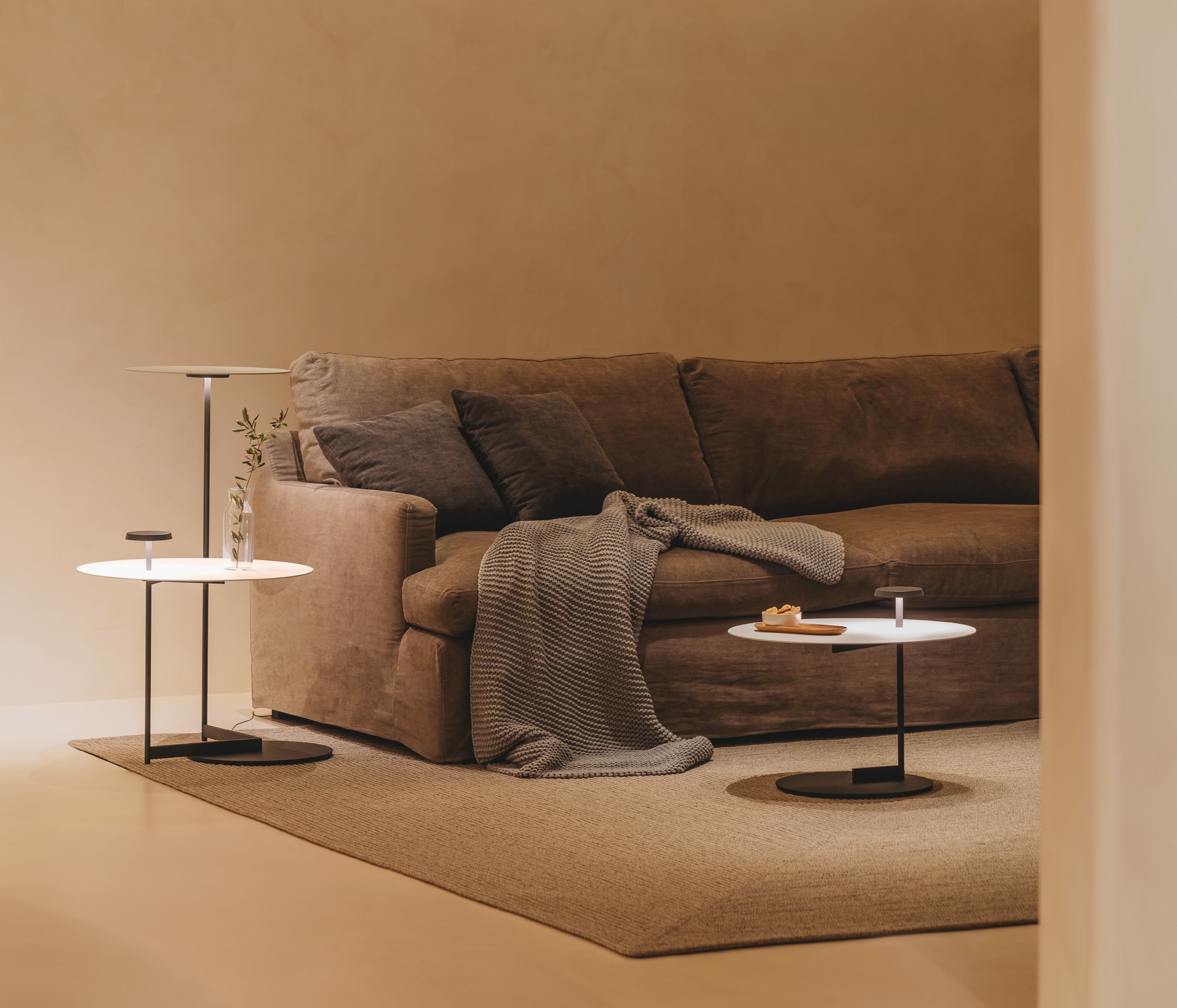 Vibia Flat – Lámpara de pie — imagen 6
