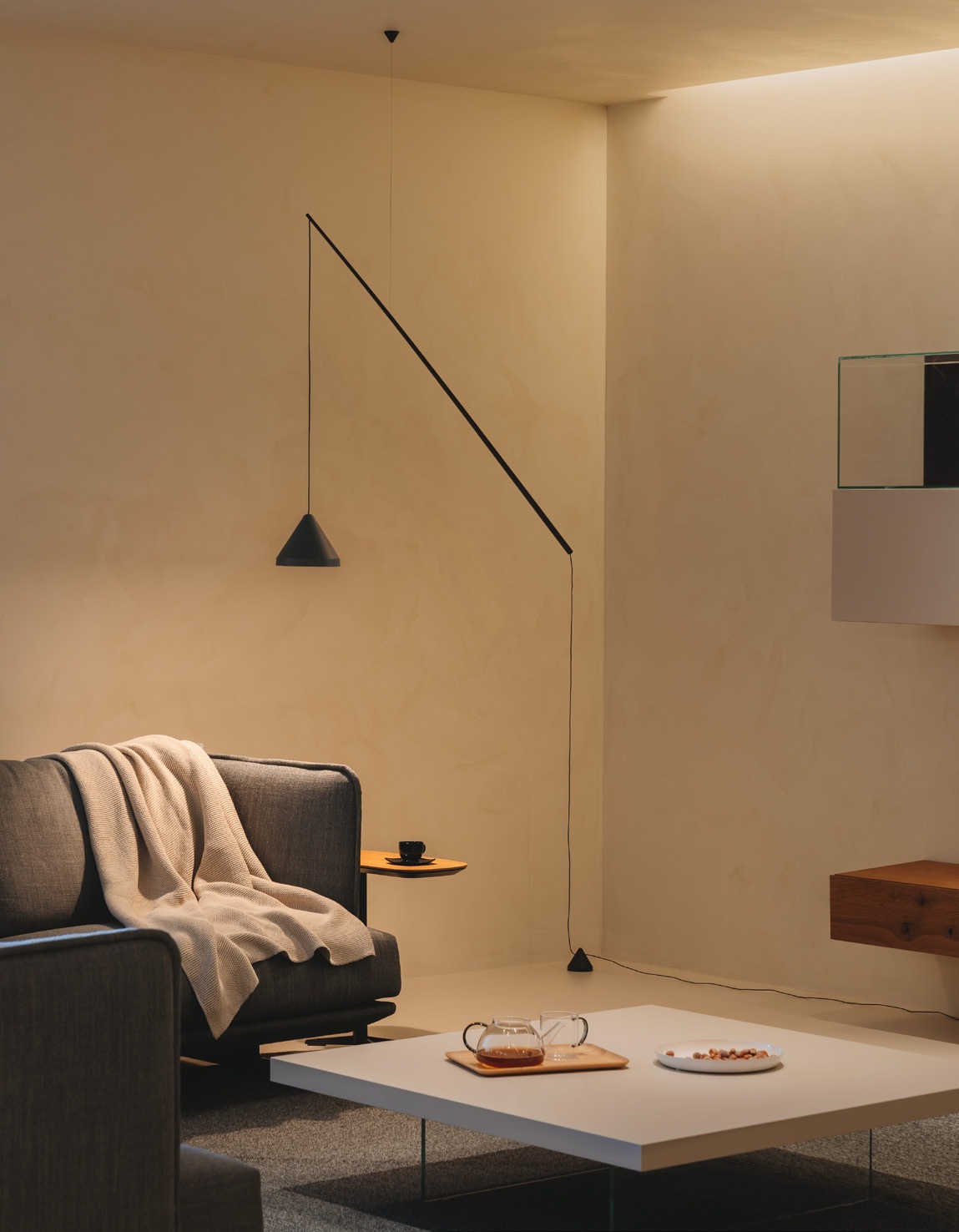 Vibia North – Lámpara de pie — imagen 4