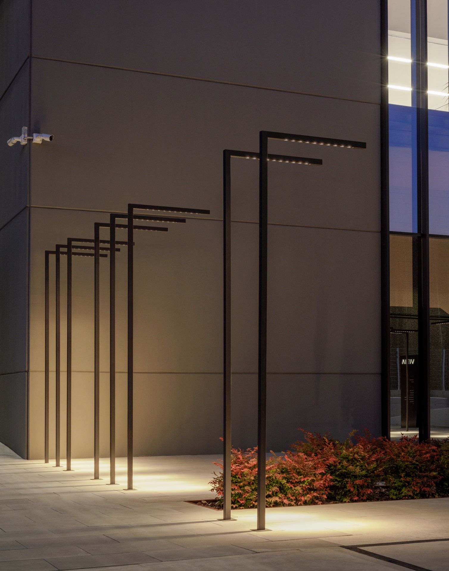 Vibia exterior Palo Alto – Lámpara de pie — imagen 7