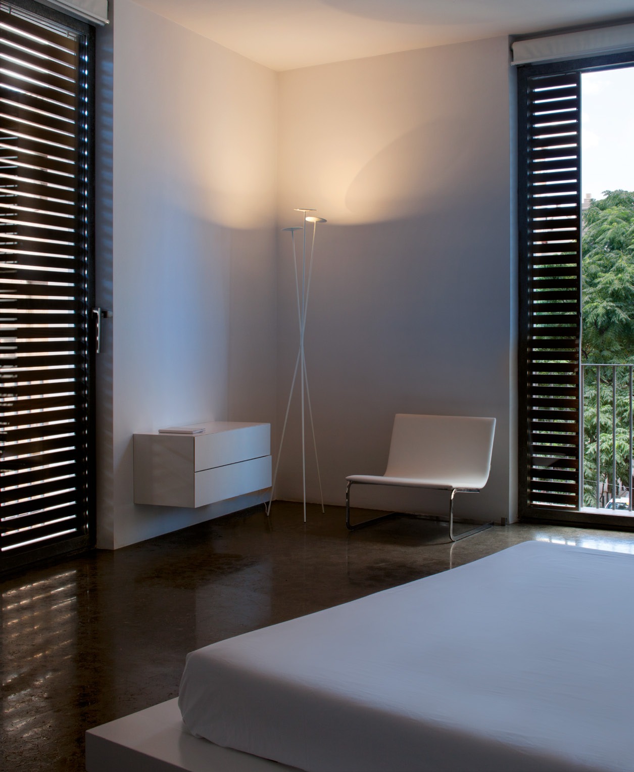 Vibia Skan 0260 – Lámpara de pie — imagen 3