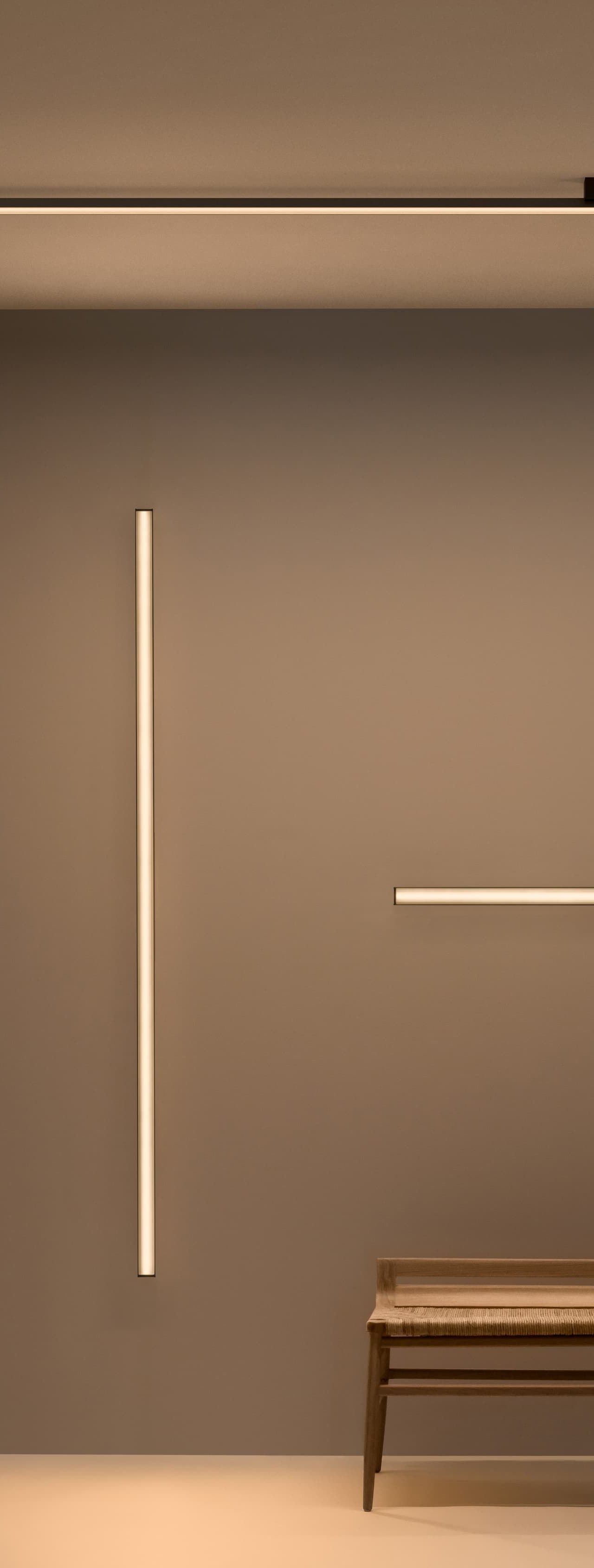 Cómo iluminar un baño pequeño con seguridad y sin sombras